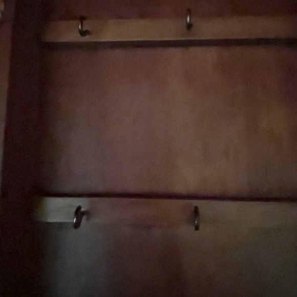 Vintage brown wooden key box, cabinet with vintage botanical floral print - Picture 9 of 16